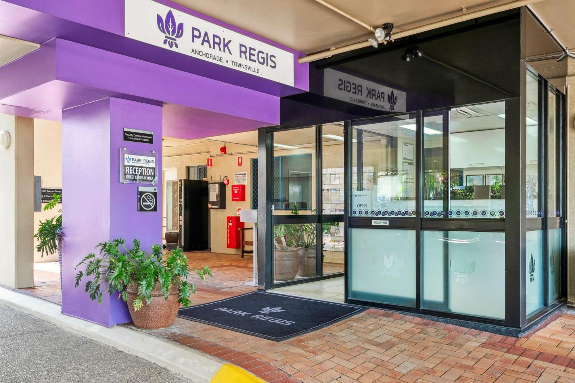 Park Regis Anchorage Hotell Townsville Exteriör bild